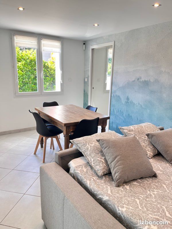 Table bois massif (image 2)