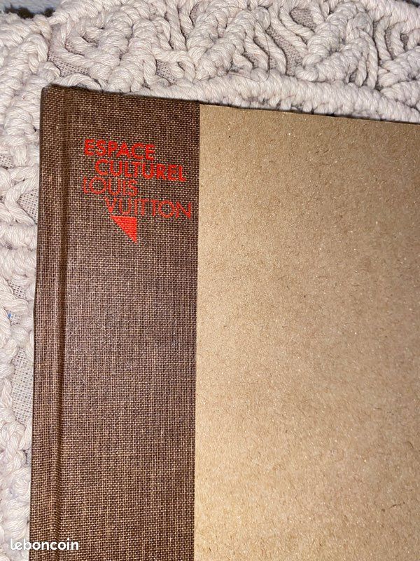Livre Louis Vuitton (image 7)