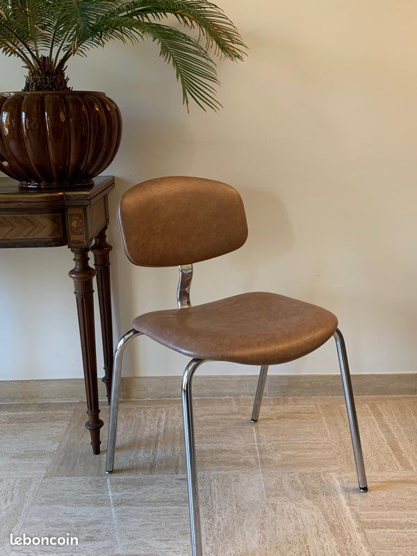 1 chaise Steelcase Strafor design P.Paulin circa 1970 (image 1)