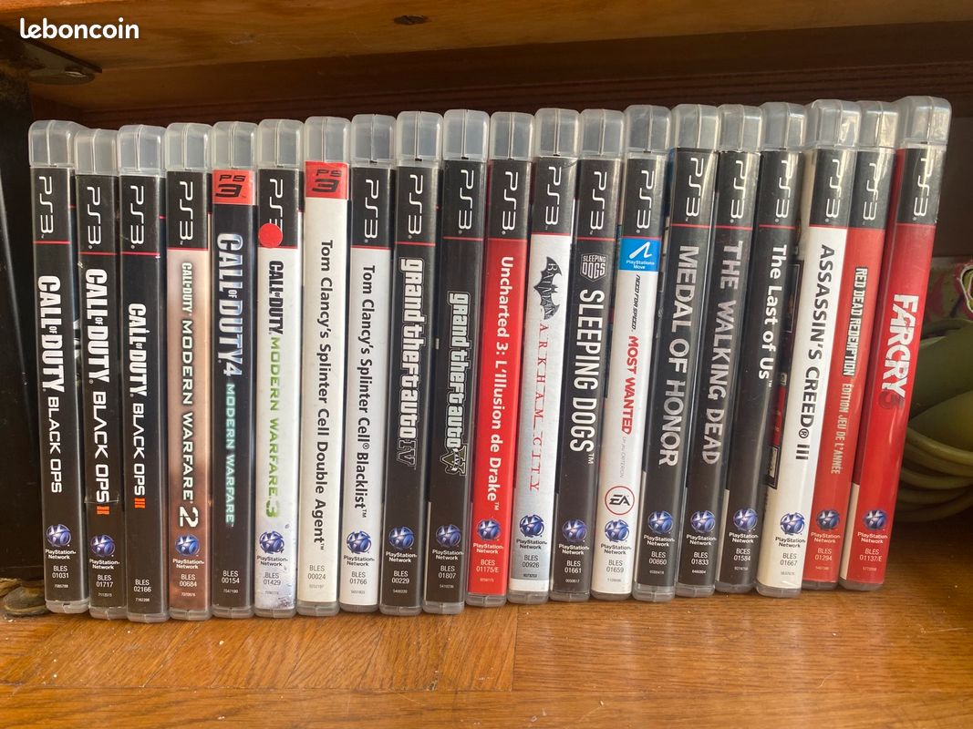 Ps3 bleue slim 80go + jeux (image 3)