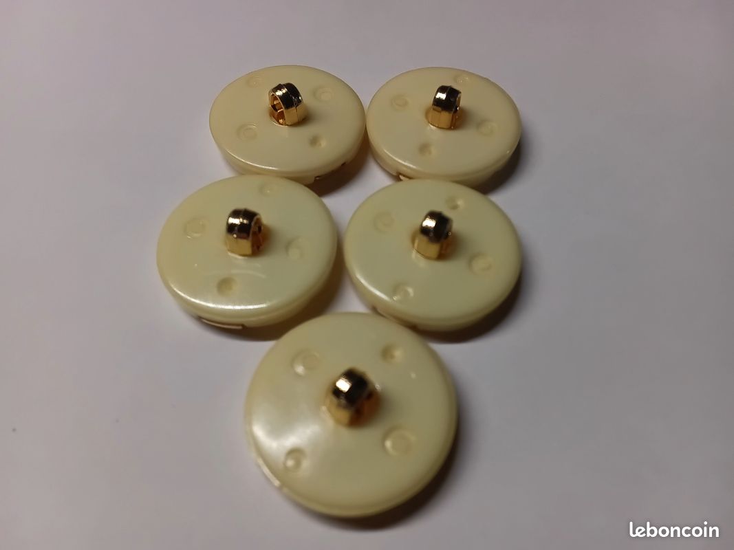 Lot De 16 Boutons Vintage Jaune Effet Strass – Diamètre 12 Mm, Plastique, Occasion, Origine France