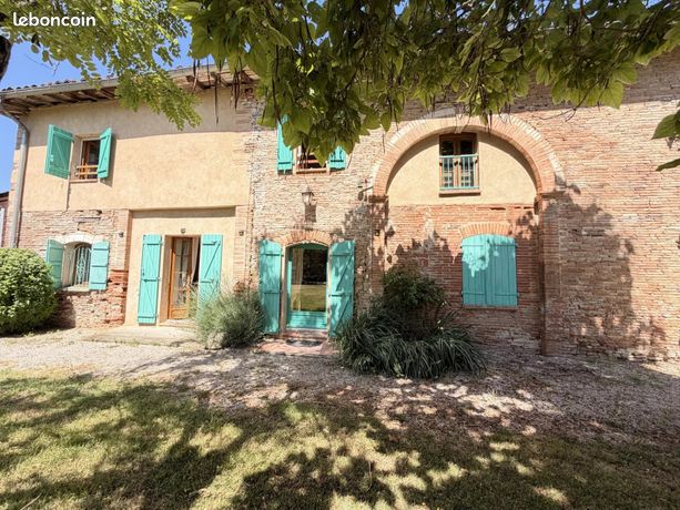 Maison 8 pièces 252 m²