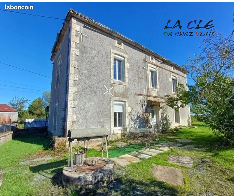 Maison 6 pièces 174 m² · à Beugnon-Thireuil · 174 m² · 59 000 €