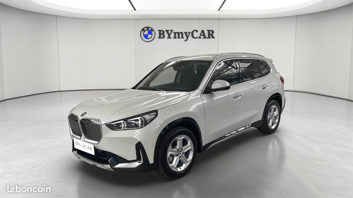 BMW iX1 eDrive20 Pure Edition xLine (image 1)