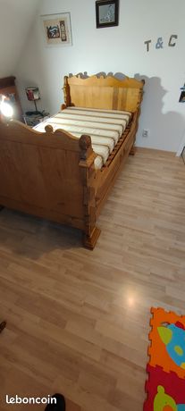 Lit Bateau En Frêne Massif – Complet Avec Sommier Et Matelas (200x100 Cm) – Bon état