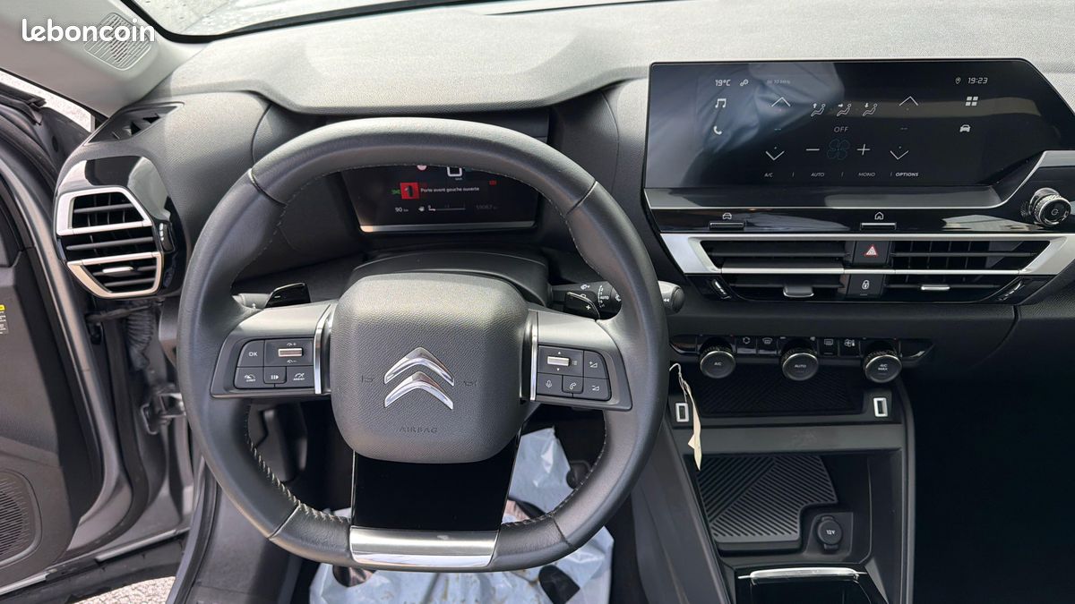 CITROEN C4 PureTech 130 S&S EAT8 Feel (image 17)