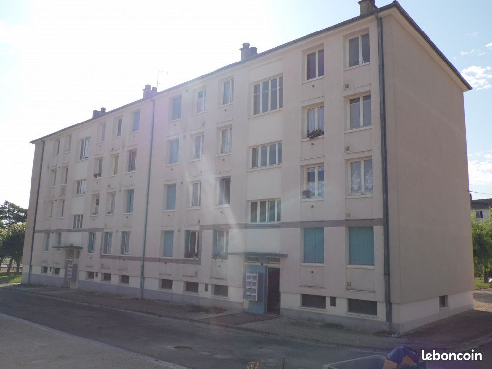 Appartement 4 pièces 76 m² · à Brienne-le-Château · 76 m² · 413 €/mois