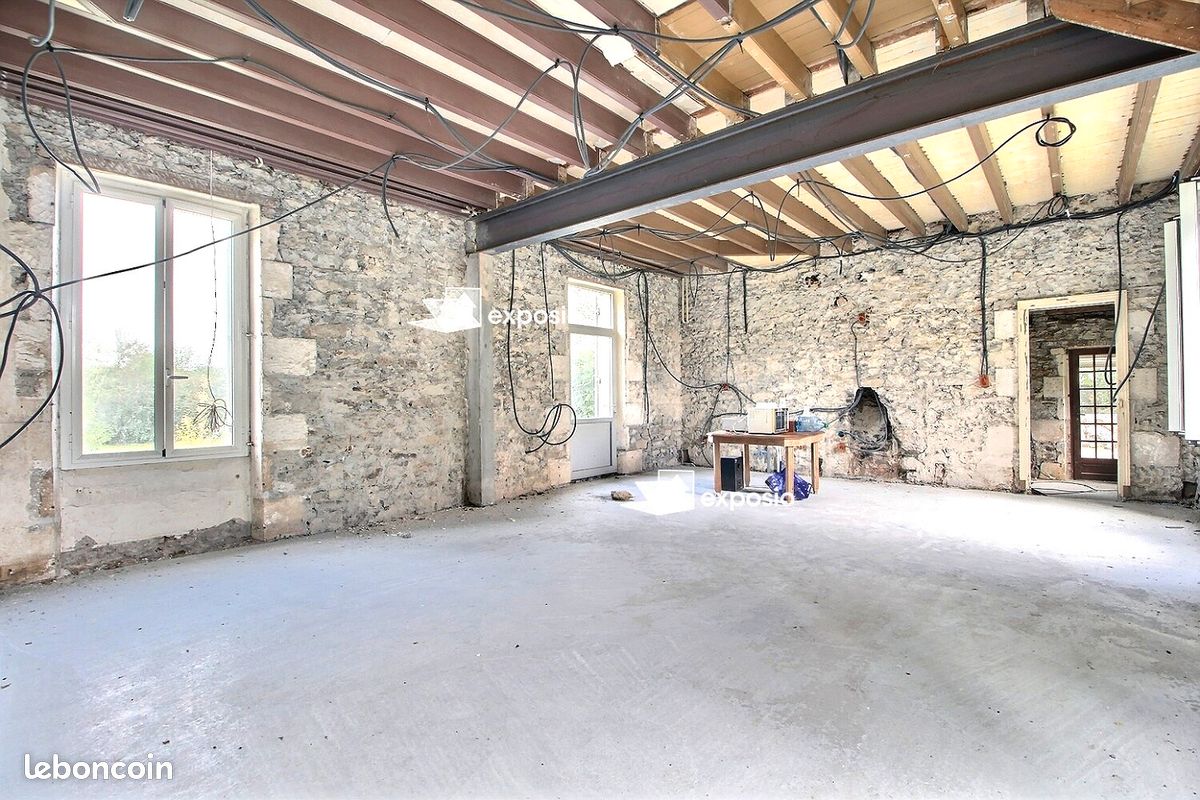 Maison 5 pièces 155 m² - Coulonges-sur-l'Autize 79160 (image 2)