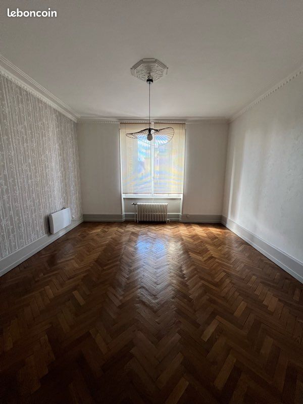 Appartement 3 pièces 90 m² · à Vesoul · 90 m² · 720 €