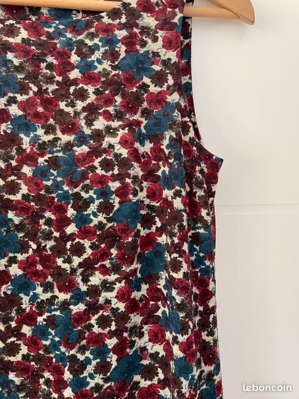 Robe à motif fleurs One step bordeaux et bleu (image 4)