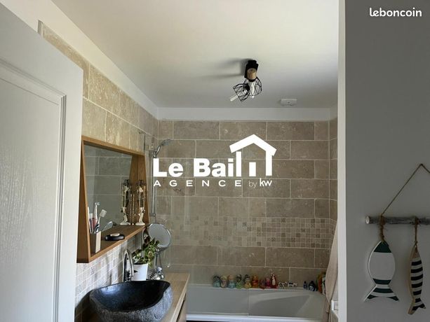 https://img.leboncoin.fr/api/v1/lbcpb1/images/72/28/34/722834105c4d169b2dfc715b2574e20658c06770.jpg?rule=ad-image