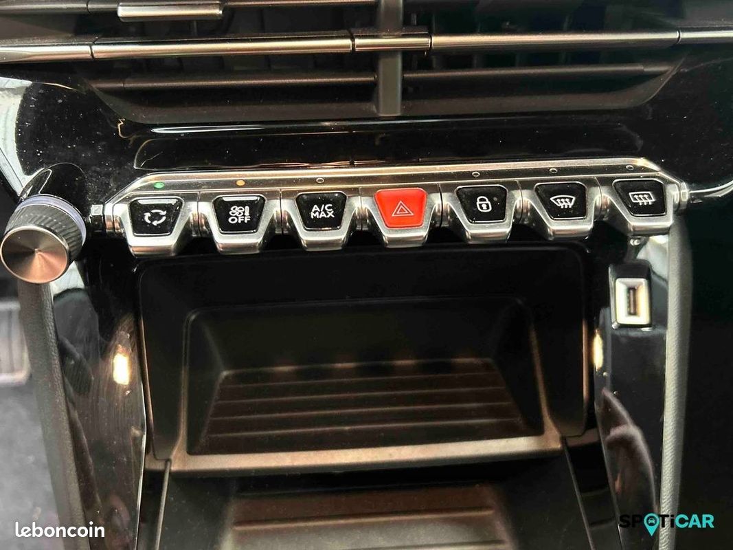 PEUGEOT 208 PureTech 100 S&S BVM6 Style (image 19)