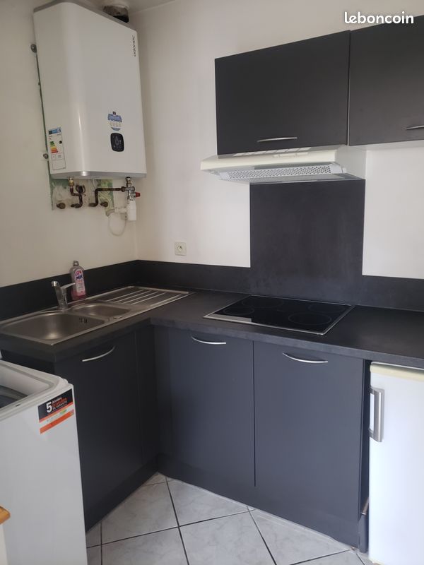 Appartement 2 pièces 30 m² · à Millau · 30 m² · 450 €/mois