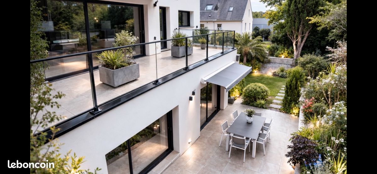 Maison 7 pièces 230 m² · à Rennes · 230 m² · 3 900 €/mois