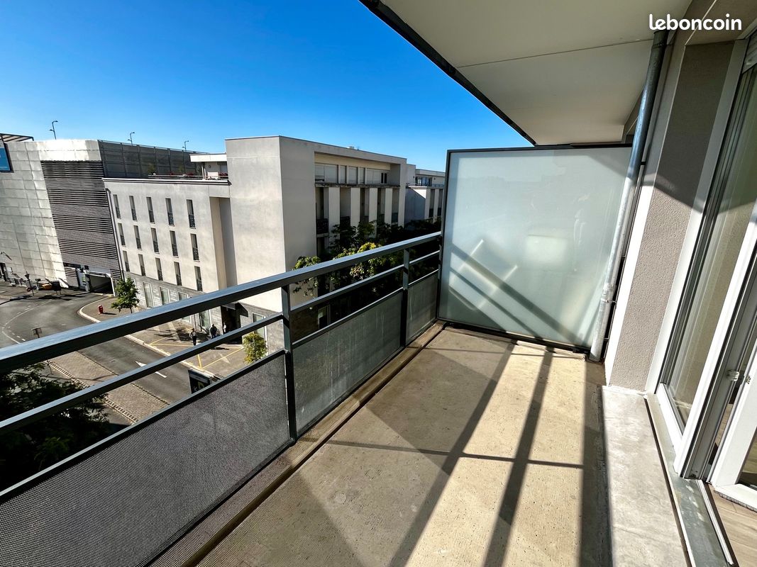 Appartement 4 pièces 90 m² · à Reims · 90 m² · 861 €/mois