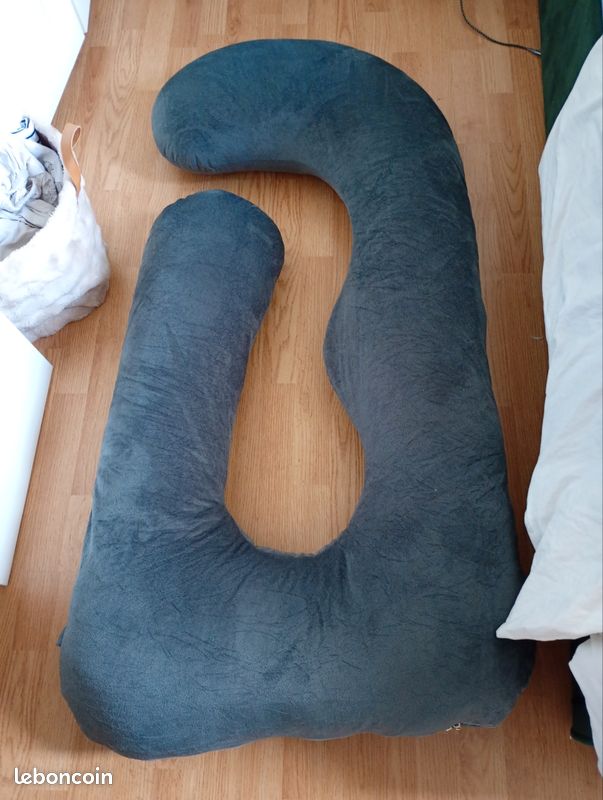Coussin de grossesse gris (image 3)