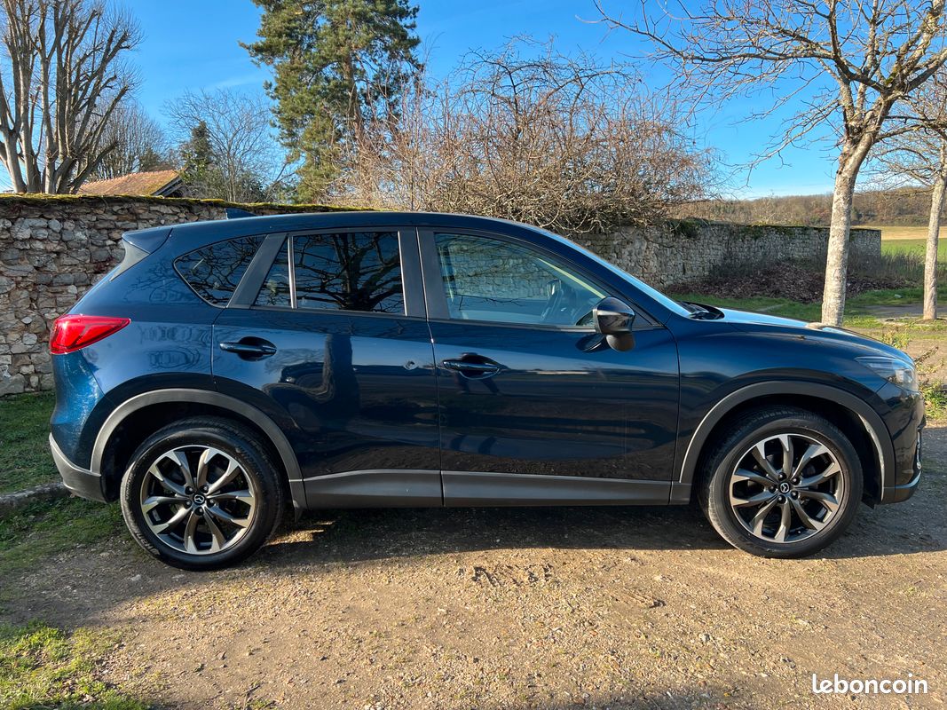 MAZDA CX-5 (2) 2.2 SKYACTIV-D 175 chvx SELECTION 4X4 BVA6 / 1ère Main / Entretien MAZDA / Toît ouvrant / Cuir / BOSE..... (image 2)