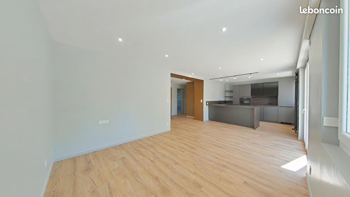 Appartement 3 pièces 63 m² · à Saint-Étienne · 63 m² · 880 €/mois
