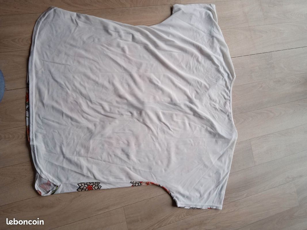 T-shirt imprimé taille 42/44 (image 2)