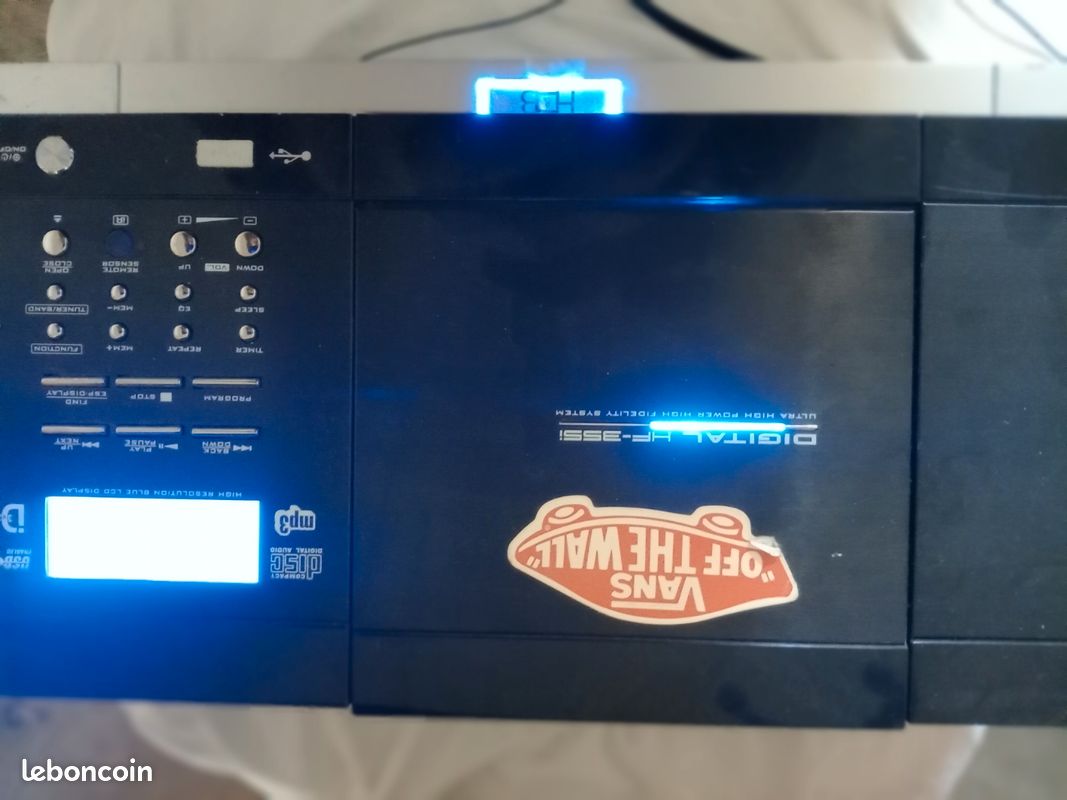 Chaine hi-fi digital HF-335i sans enceinte (image 1)