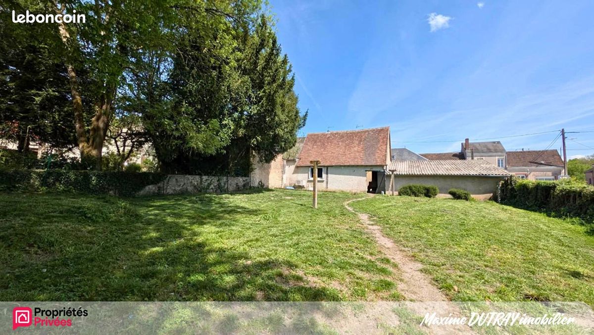 Maison 9 pièces 235 m² · à Authon · 235 m² · 190 000 €