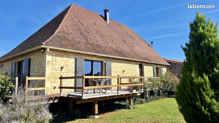 Maison 8 pièces 270 m²