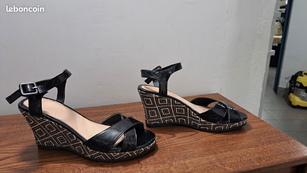 Nus-pieds (image 1)