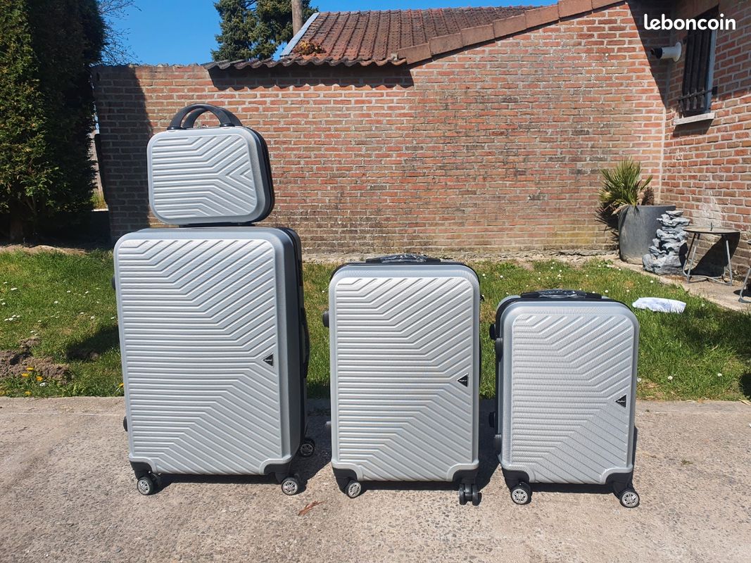 Valises KESSER 4 Pièces à Coque Rigide ABS - Bordeaux - 40-49L - 4 Roues - Neuves