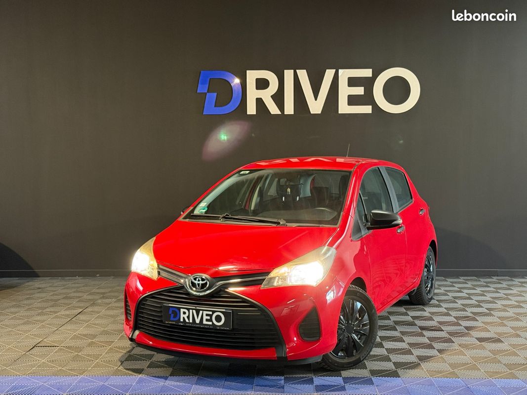 TOYOTA YARIS LCA2 69cH ACTIVE / 2EME MAIN / SUIVI COMPLET / COMMANDES AU VOLANT / CLIM (image 1)