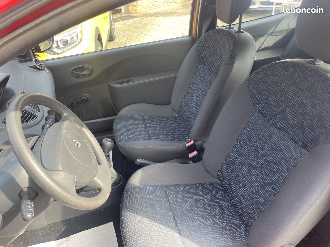 Renault TWINGO II 1.2 LEV 16V 75CH AUTHENTIQUE ECO² (image 7)