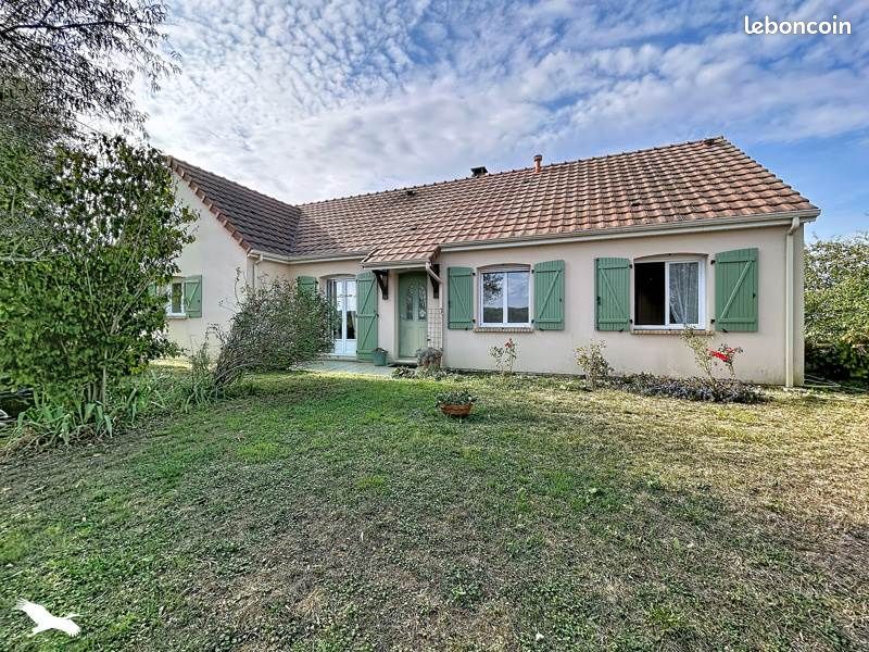 Maison 6 pièces 145 m² · à Farges-en-Septaine · 145 m² · 214 000 €