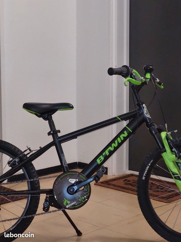 VTT decathlon enfant 20 pouces Racing boy 500 Vélos