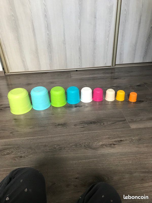 Jeu tour pour enfant (image 1)