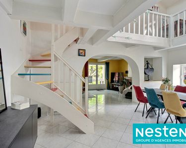 Maison 545 000 € - 217 m²