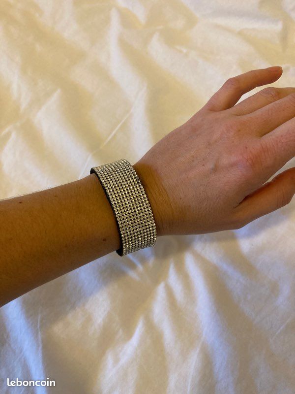 Bracelet en strass (image 1)