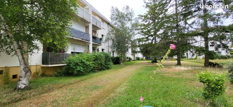 Grand t3 entierement renove excellent investissement locatif