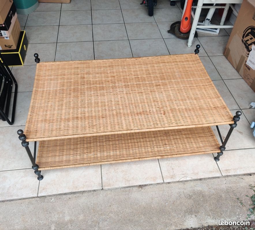 Table basse en osier (image 1)