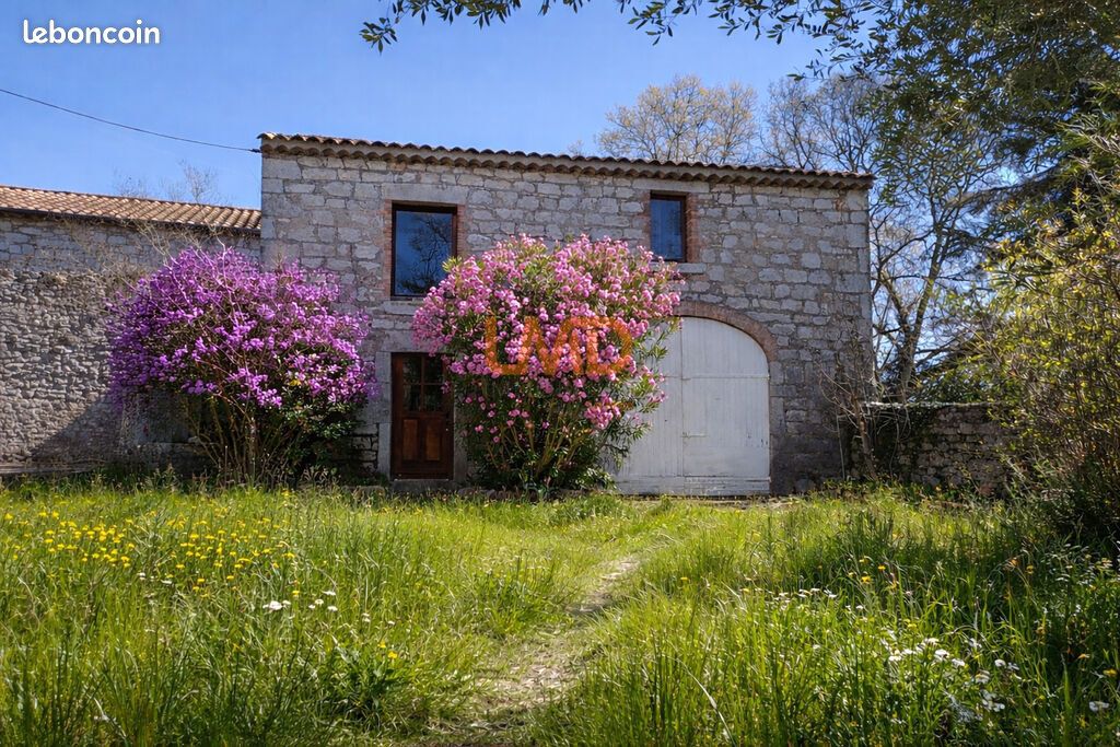 Maison 8 pièces 170 m² · à Saint-Alban-Auriolles · 170 m² · 335 000 €