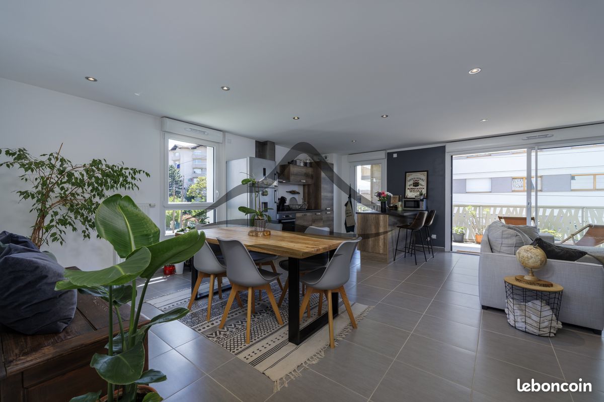 Appartement 3 pièces 76 m² · à Annemasse · 76 m² · 376 000 €