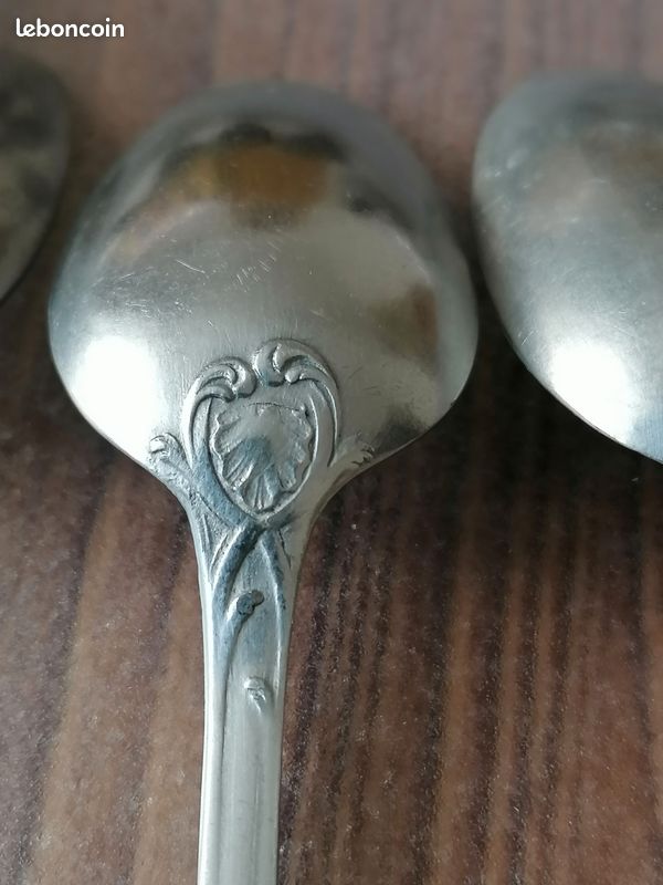 6 cuillères à soupe métal argenté orfèvre Christofle modèle Perles Vintage French silver-plated soup spoons pearls 20,7cm - France