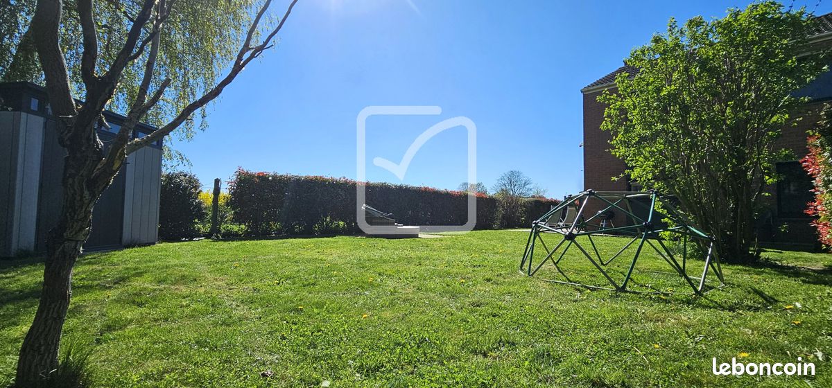 Maison 7 pièces 137 m² · à Baisieux · 137 m² · 459 000 €