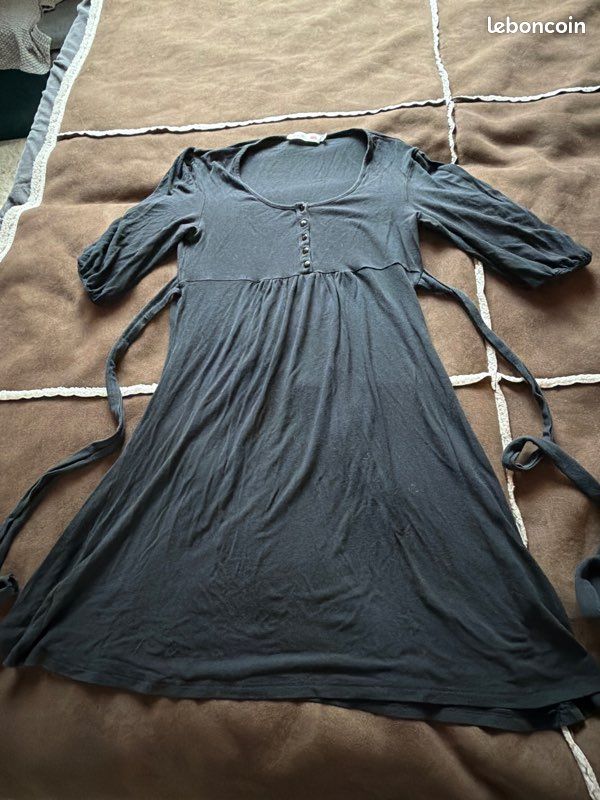Robe (image 1)