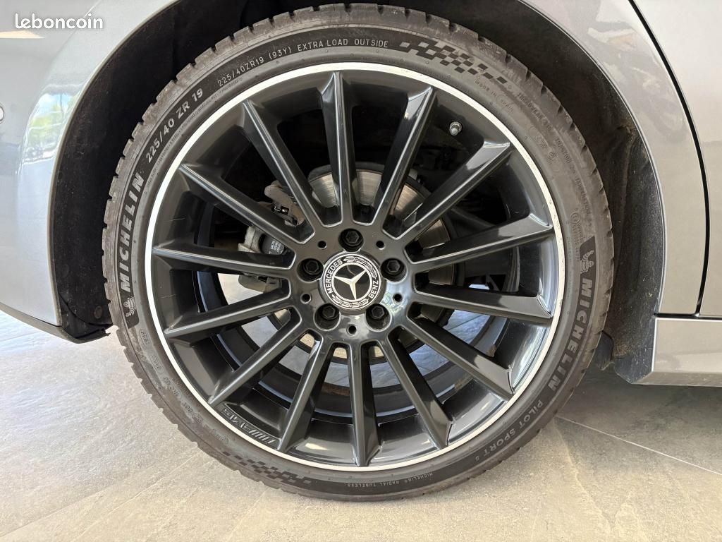 MERCEDES CLASSE A A 200 d - BV 8G-DCT BERLINE 5P - BM 177 AMG Line PHASE 1 (image 12)