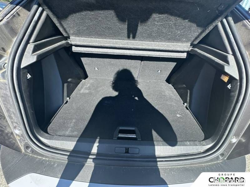 Peugeot 2008 PureTech 130 S&S BVM6 Allure Pack (image 8)