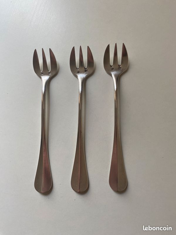 3 fourchettes à huitre en métal argenté (image 1)