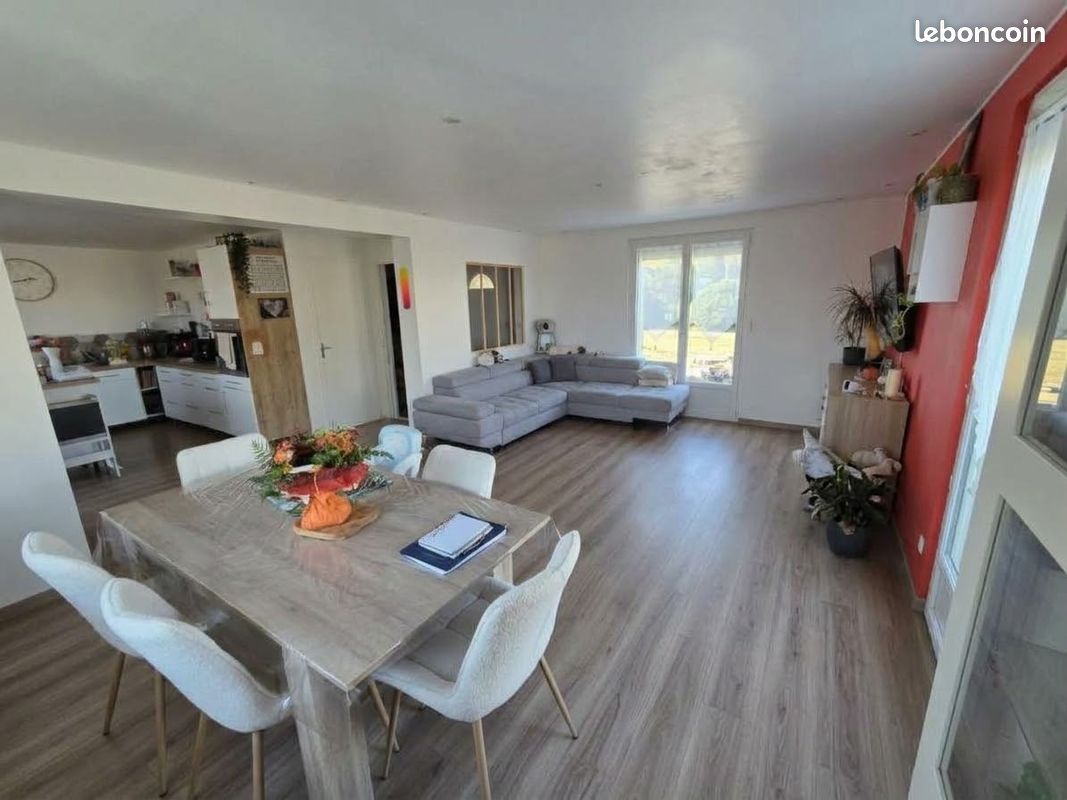 Maison 7 pièces 170 m² · au Gué-de-Longroi · 170 m² · 270 000 €