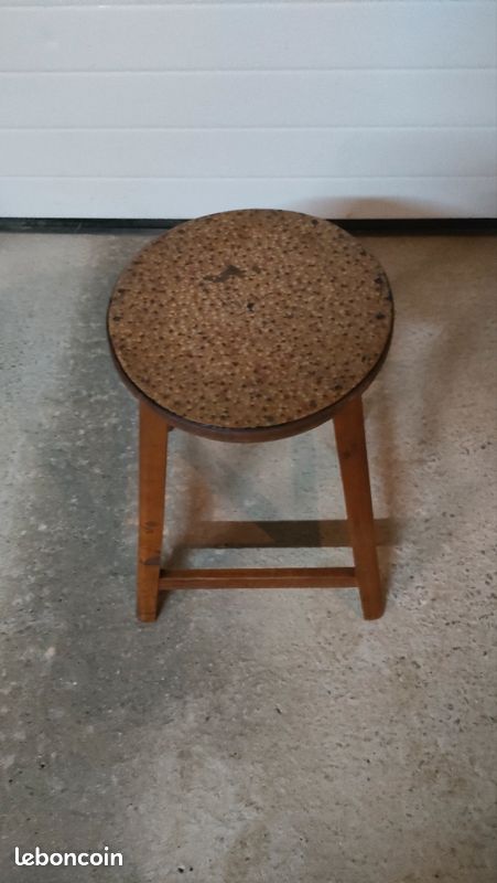 Tabouret vintage (image 1)