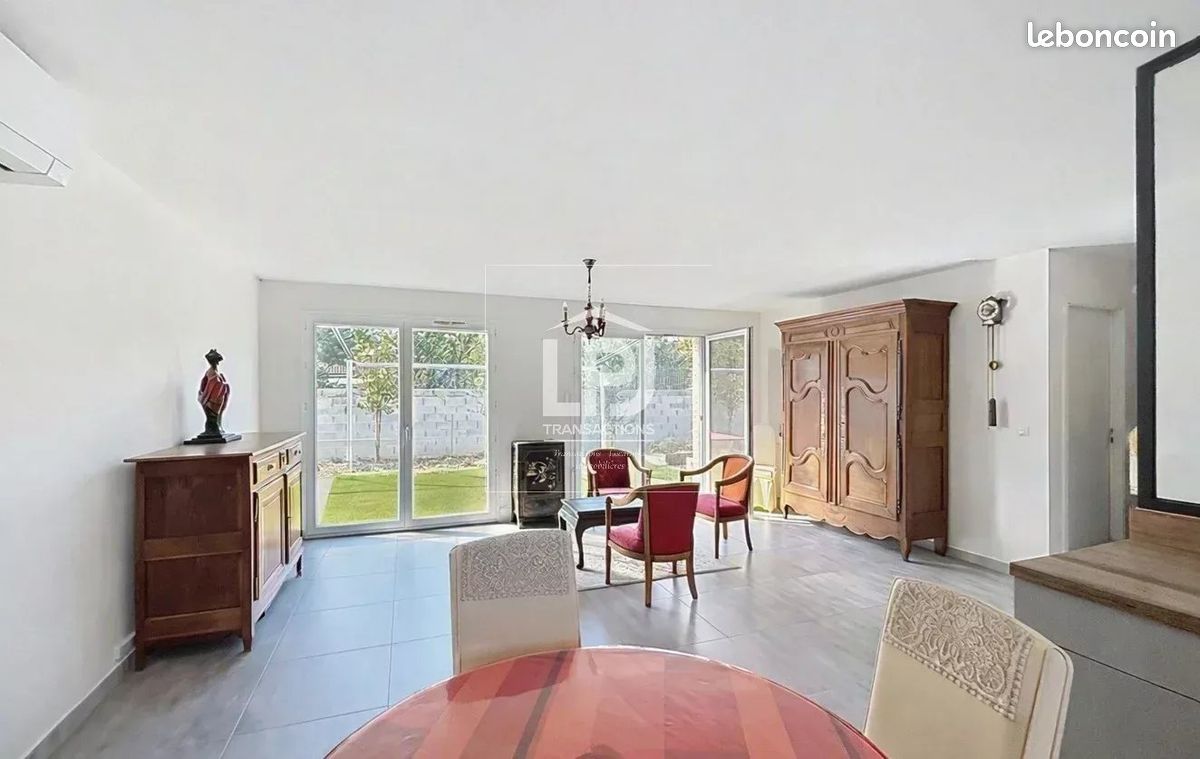 Maison 5 pièces 94 m² · à Labastidette · 94 m² · 319 000 €