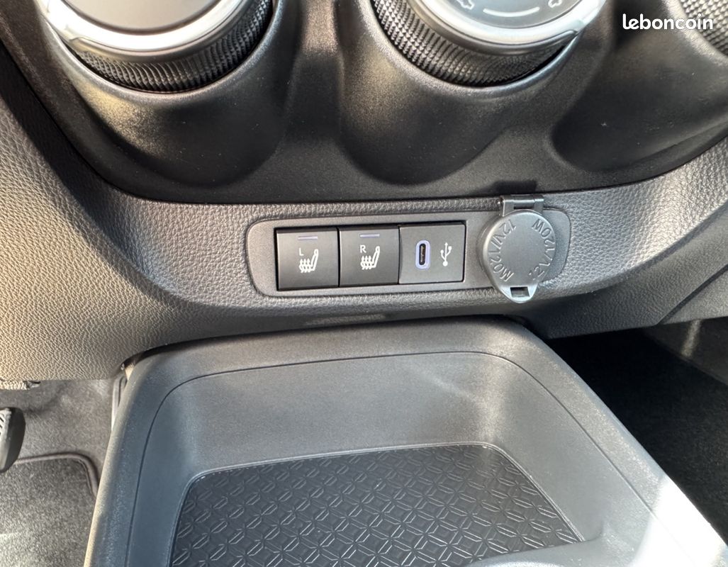 Toyota AYGO X 1.0 VVT-I 72CH DYNAMIC MY24 (image 18)