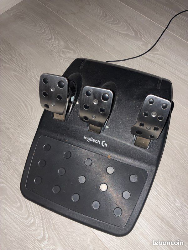 Volant Logitech G29 (image 2)
